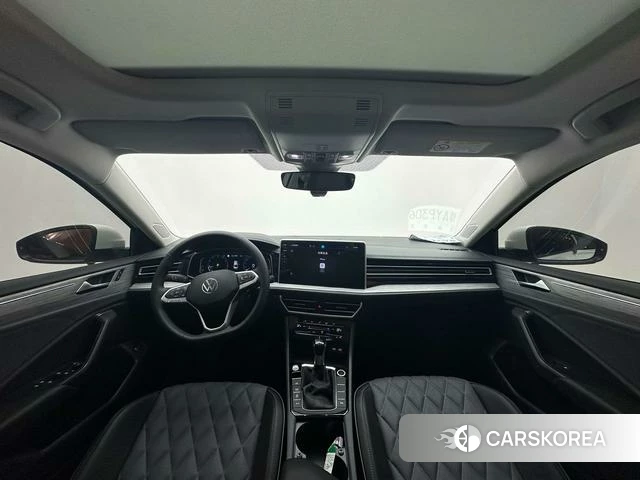Volkswagen Sagitar 2022 Белый из Китая
