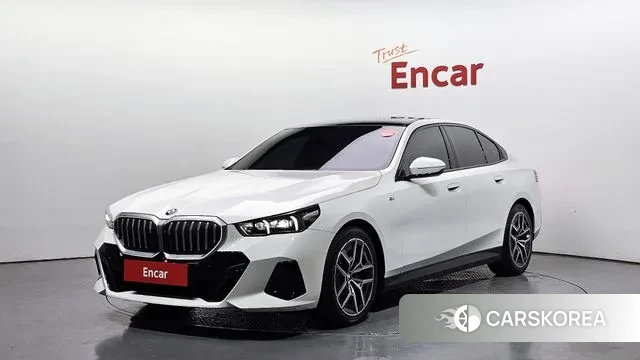 BMW 5 Series (G60) 2024 Белый из Кореи