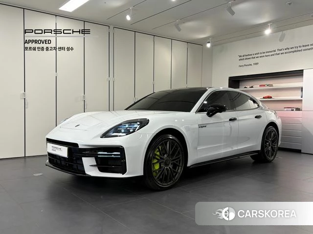 Porsche Panamera (976) 2024 Белый из Кореи