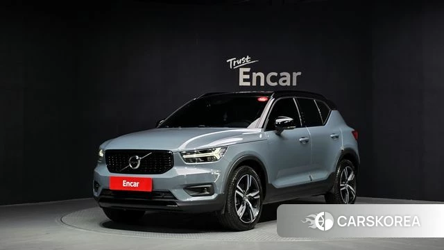 Volvo XC40 2020 Светло-серебряный цвет из Кореи