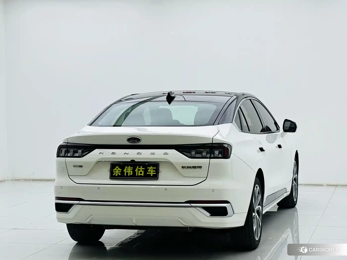 Ford Mondeo 2023 Белый из Китая