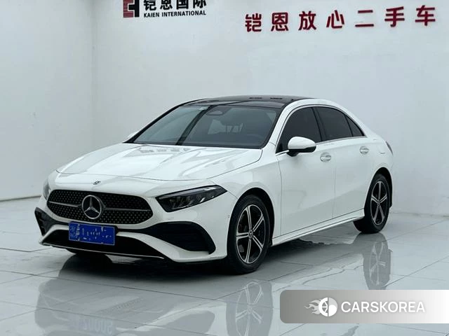 Mercedes-Benz Class A 2024 Белый из Китая