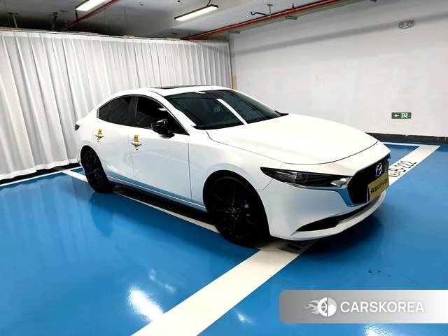 Mazda 3 Angkesaila 2024 Белый из Китая