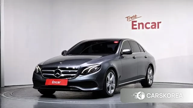 Mercedes-Benz E-Class W213 2018 Серый из Кореи