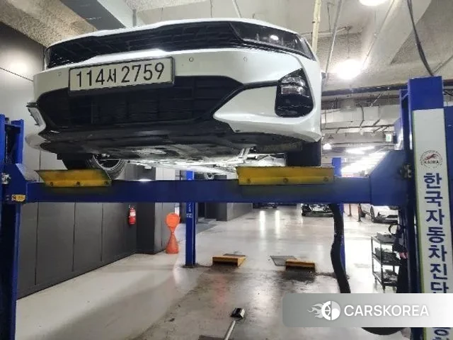 Kia K5 3rd generation 2022 Белый из Кореи