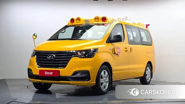 Hyundai The New Grand Starex 2019 Желтый из Кореи