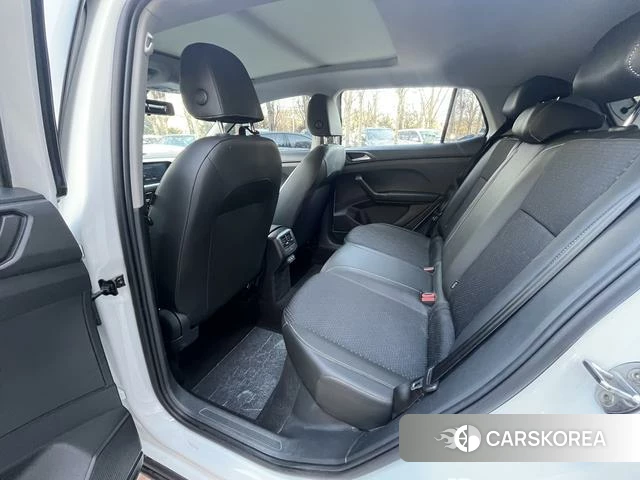 Volkswagen Exploring the shadow 2021 Белый из Китая