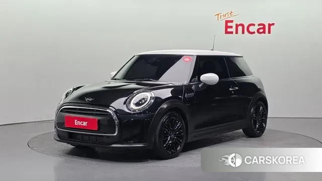 Mini Cooper 2022 Черный из Кореи