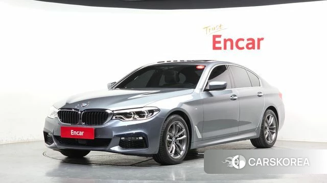 BMW 5 Series (G30) 2018 Серый из Кореи