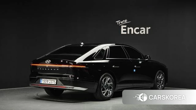 Hyundai Grandeur Hybrid (GN7) 2023 Черный из Кореи