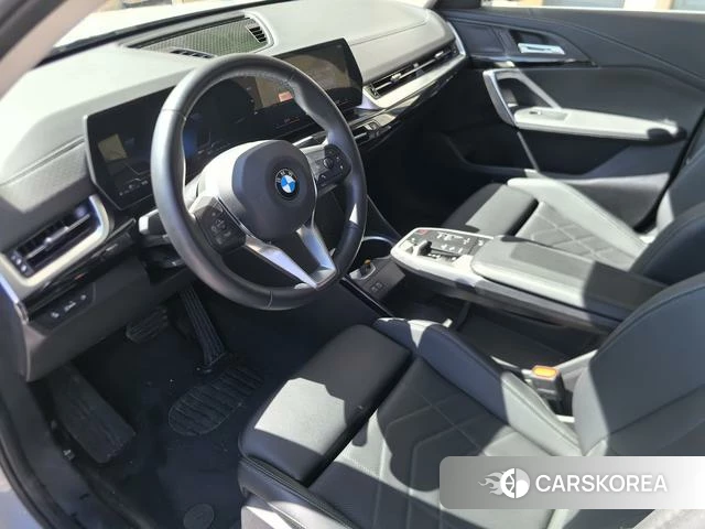 BMW X2 (import) 2025 Серебристо-серый из Китая
