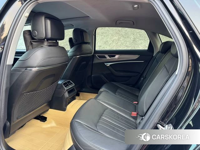 Audi A6L 2023 Черный из Китая