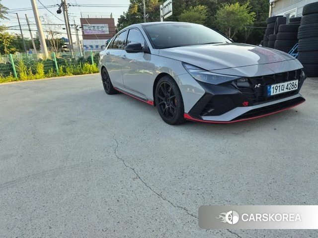 Hyundai Avante (CN7) 2022 Серебристо-серый из Кореи