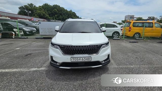 Kia Carnival 4th generation 2023 Белый из Кореи