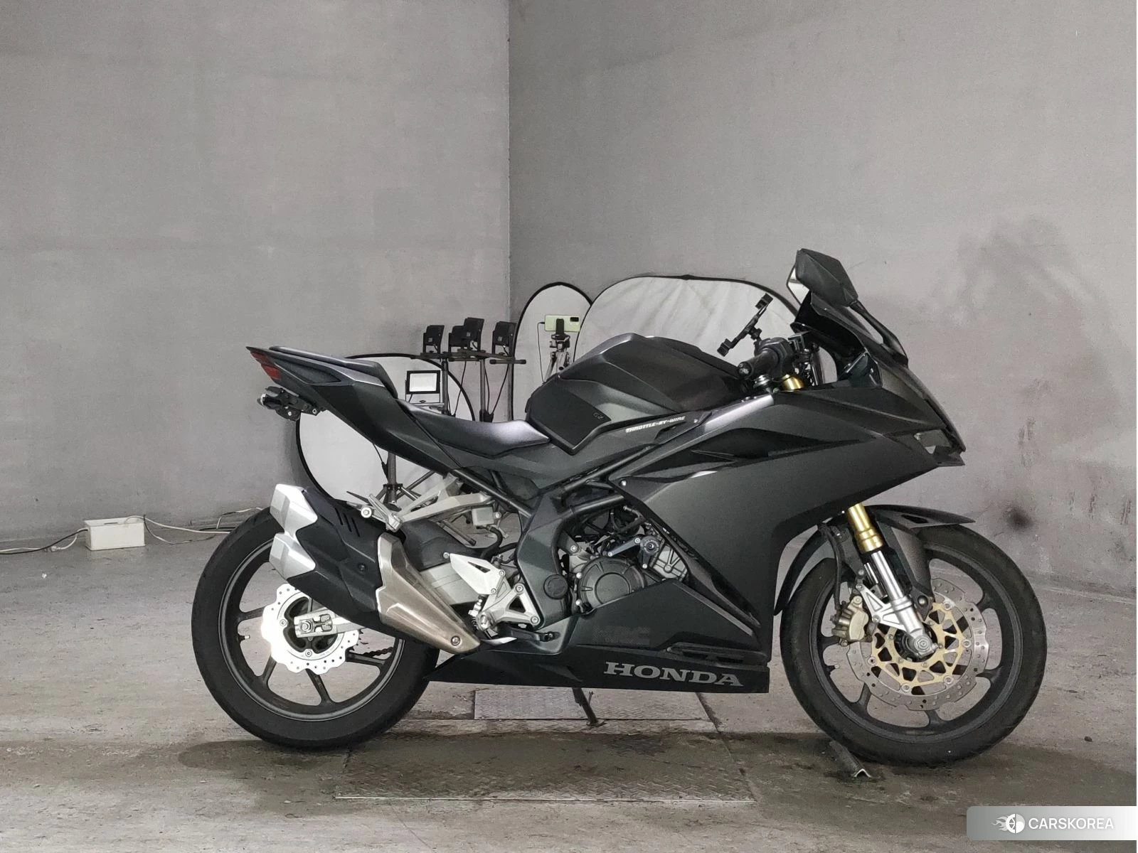 Honda CBR250RR 2017 из Японии, фото 3