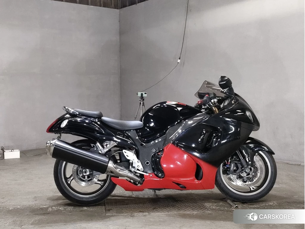 Проданный Suzuki GSX1300R HAYABUSA 2010 из Японии, фото 2