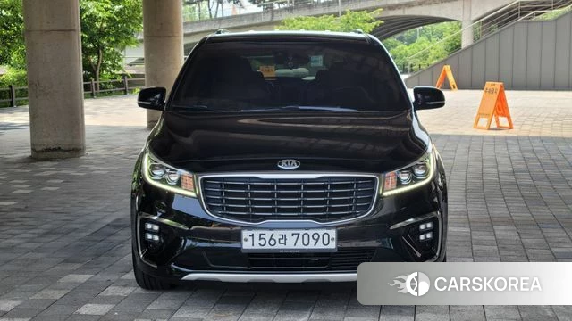 Kia The New Carnival 2019 Черный из Кореи
