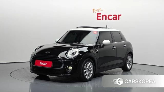 Mini Cooper D 2018 Черный из Кореи