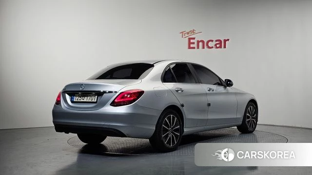 Mercedes-Benz C-Class W205 2019 Серебряный из Кореи