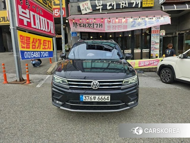 Volkswagen Tiguan Allspace 2020 Черный из Кореи