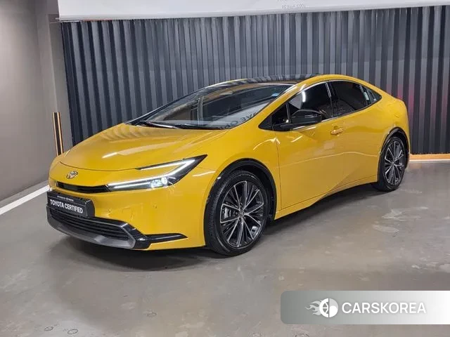 Toyota Prius 5th Generation 2023 Желтый из Кореи