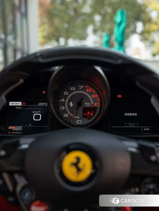 Ferrari GTC4Lusso 2019 Белый из Китая