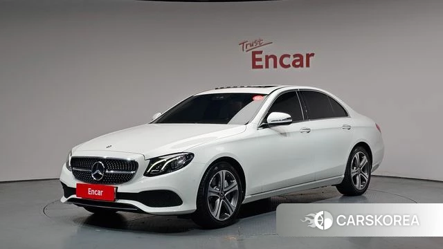 Mercedes-Benz E-Class W213 2019 Белый из Кореи
