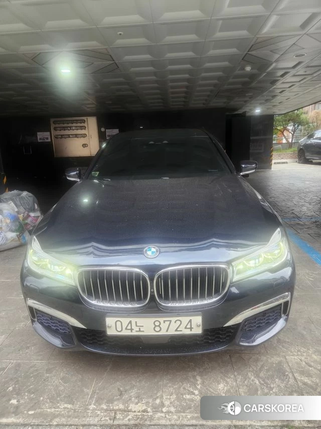 BMW 7 Series (G11) 2018 Черный из Кореи