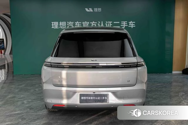 Ideal car Ideal L8 2023 Серебристо-серый из Китая