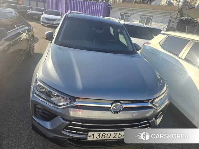 Ssangyong Beautiful Korando 2020 Серый из Кореи