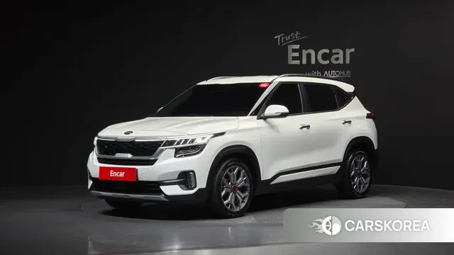 Kia Seltos 2020 Белый из Кореи