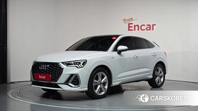 Audi Q3 (F3) 2022 Белый из Кореи