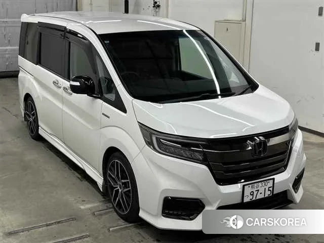 Honda Stepwgn 2019 из Японии
