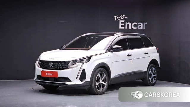Peugeot 5008 second generation 2022 Белый из Кореи