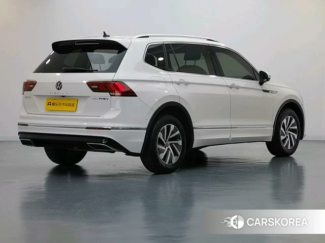 Volkswagen Tiguan L PHEV 2021 Белый из Китая