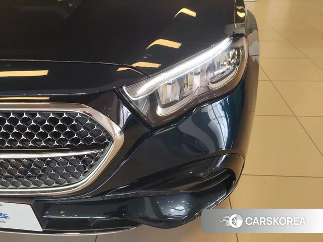Mercedes-Benz E-class 2023 Зеленый из Китая