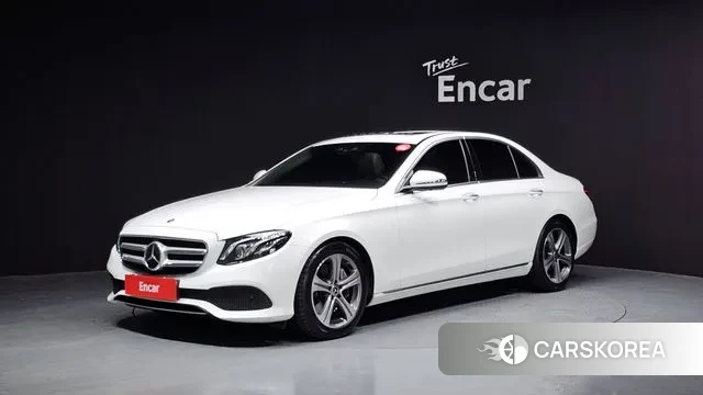 Mercedes-Benz E-Class W213 2019 Белый из Кореи