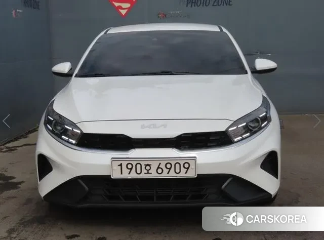 Kia The New K3 2nd generation 2022 Белый из Кореи