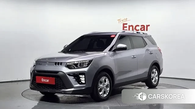 Ssangyong The New Tivoli Air 2023 Светло-серебряный цвет из Кореи