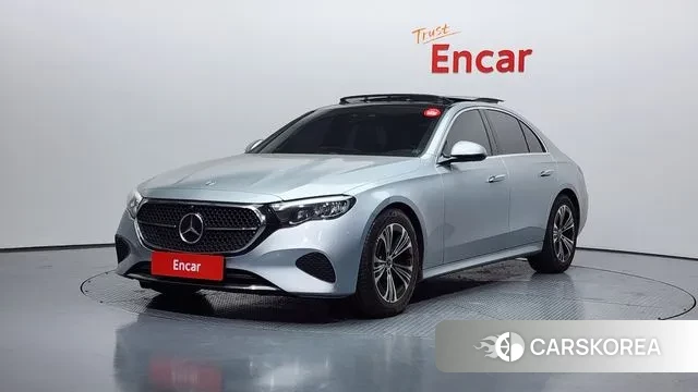 Mercedes-Benz E-Class W214 2024 Светло-серебряный цвет из Кореи