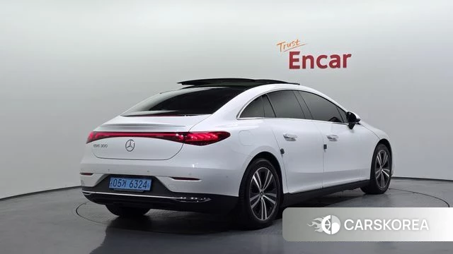 Mercedes-Benz EQE V295 2023 Белый из Кореи