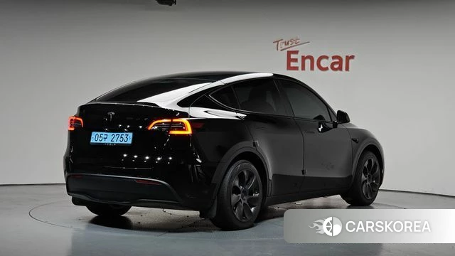 Tesla Model Y 2023 Черный из Кореи