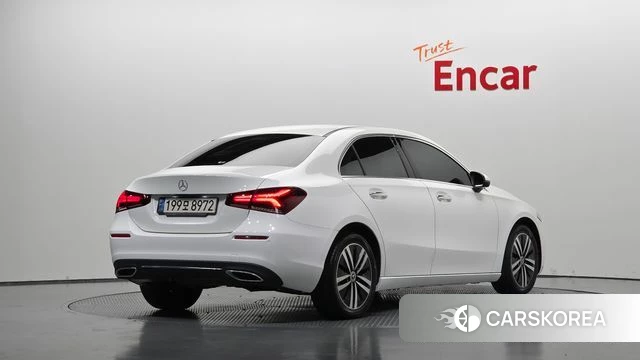 Mercedes-Benz A-Class W177 2021 Белый из Кореи