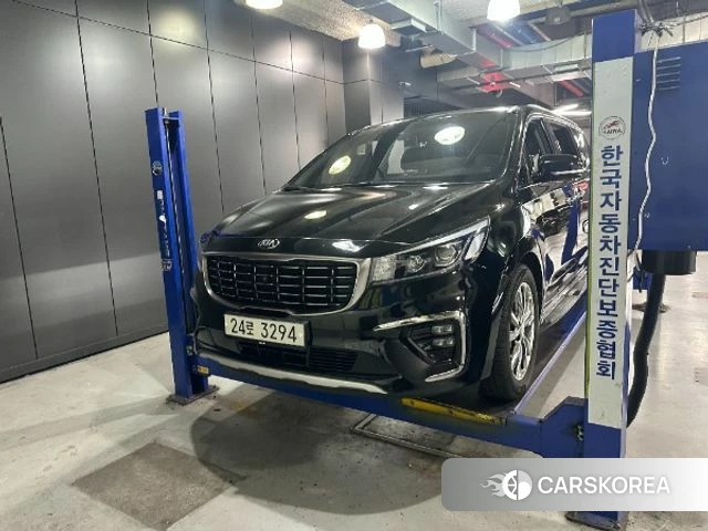 Kia The New Carnival 2018 Черный из Кореи