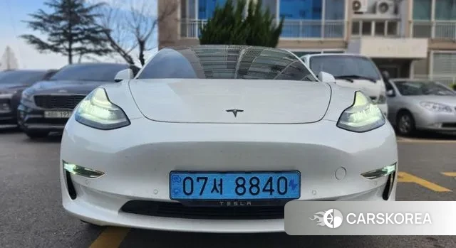 Tesla Model 3 2020 Белый из Кореи