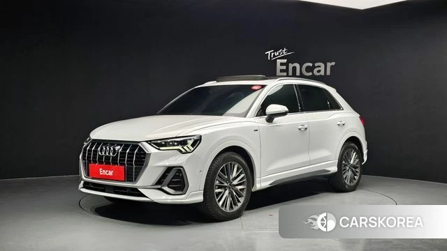 Audi Q3 (F3) 2023 Белый из Кореи
