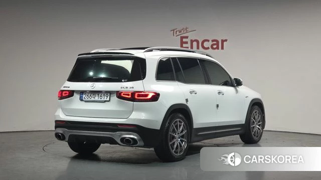 Mercedes-Benz GLB-Class X247 2023 Белый из Кореи