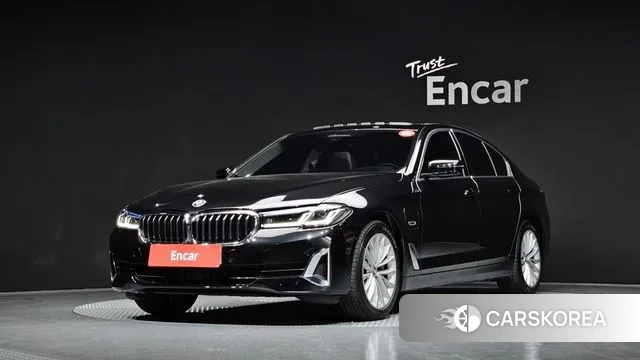 BMW 5 Series (G30) 2022 Черный из Кореи