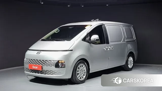 Hyundai Staria 2022 Серебристо-серый из Кореи