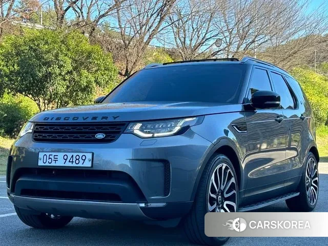 Land Rover Discovery 5 2018 Серый из Кореи